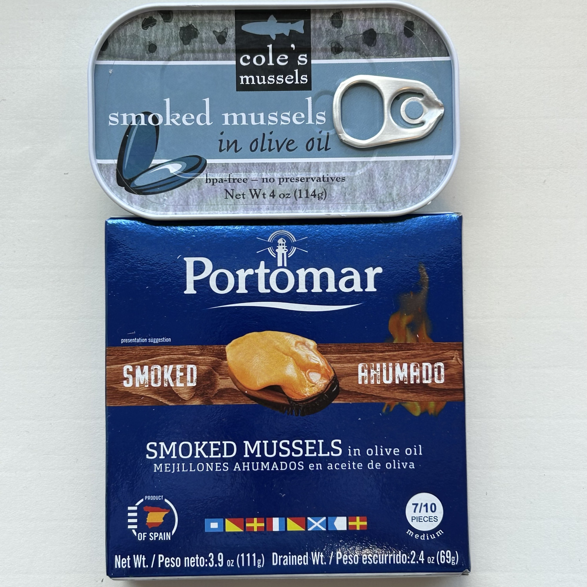 Side by Sides Chilean Mussels Compared to Galician Mussels Rainbow